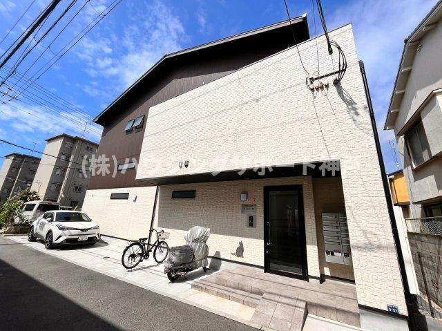 ワコーレヴィアーノ垂水城が山猫の家の外観