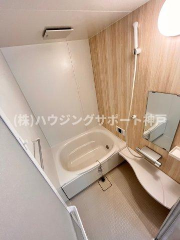 ワコーレヴィアーノ垂水城が山猫の家の浴室