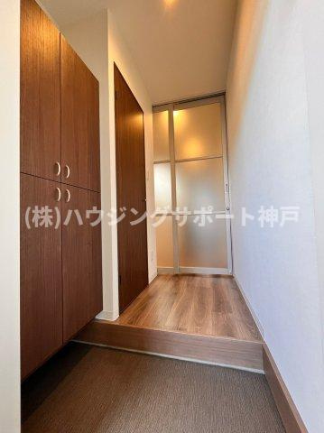 ワコーレヴィアーノ垂水城が山猫の家の玄関