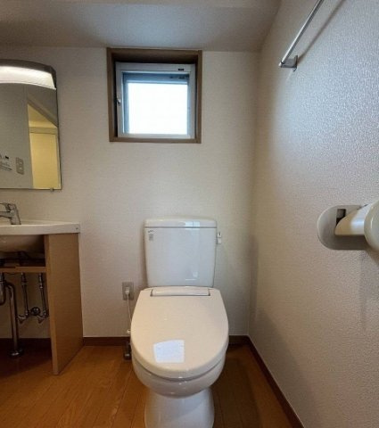 コリーヌ平町　四番館のトイレ