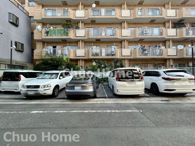 サニーハイツ門前仲町の駐車場|【敷地内駐車場】最新の空き状況や費用などの詳細は担当スタッフまでお問い合わせください。