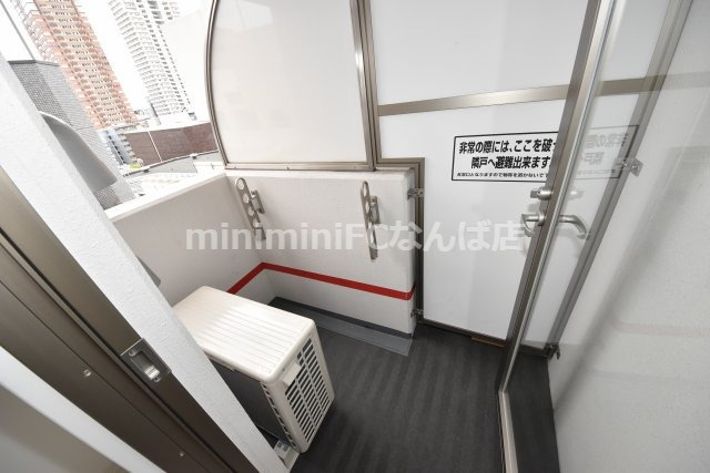 セレニテ本町グランデのバルコニー