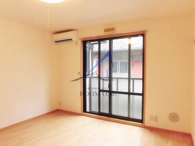 ネクストの居間・リビング|洋室のお部屋です。