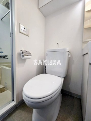 【トイレ】 | アパートメンツ綱島 | 落ち着いた色調のトイレです♪