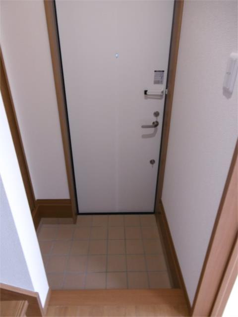 町田市三輪町のテラスの玄関