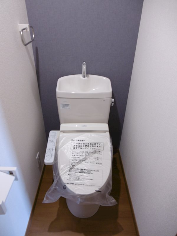 町田市三輪町のテラスのトイレ