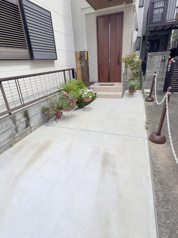 志茂2丁目一戸建て住宅の駐車場