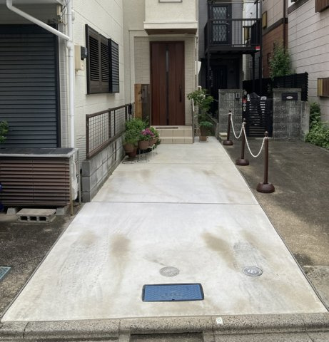 志茂2丁目一戸建て住宅の駐車場
