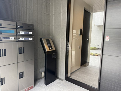 【エントランス】