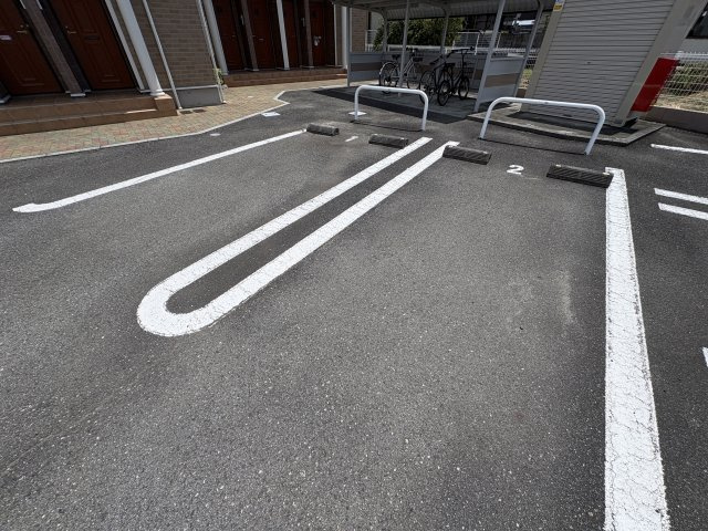 イル・セレーノの駐車場