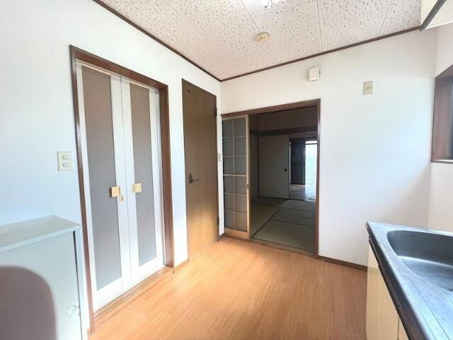横浜市戸塚区舞岡町のアパートの玄関