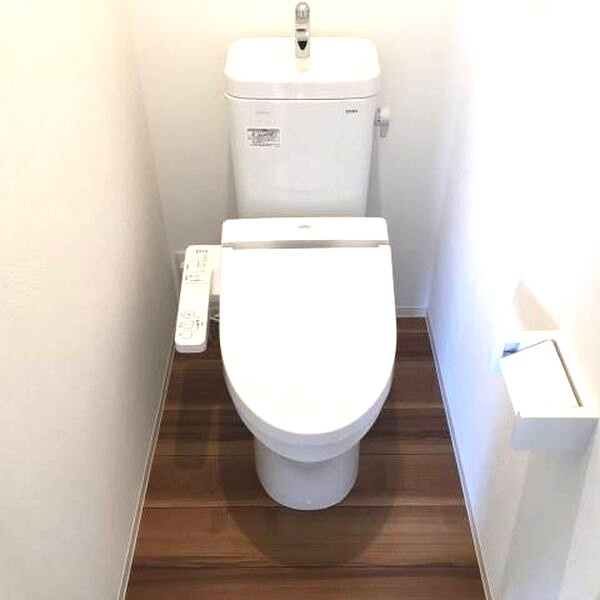 葉山の家Ｂ棟のトイレ