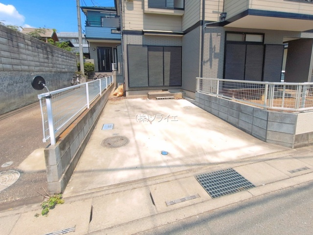 川越市中台元町１丁目　中古戸建の駐車場