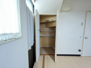 南青葉台一戸建ての収納