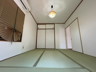 南青葉台一戸建ての和室