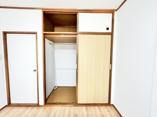 南青葉台一戸建ての収納
