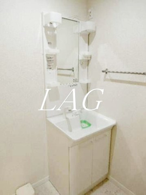 【洗面所】 | フラット柏 | 洗面台です。