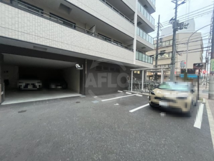 フェリシア江坂の駐車場|駐車場