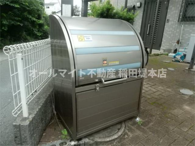川崎市多摩区登戸の賃貸マンションのその他共用部分|敷地内ゴミ収集所（他室参照）