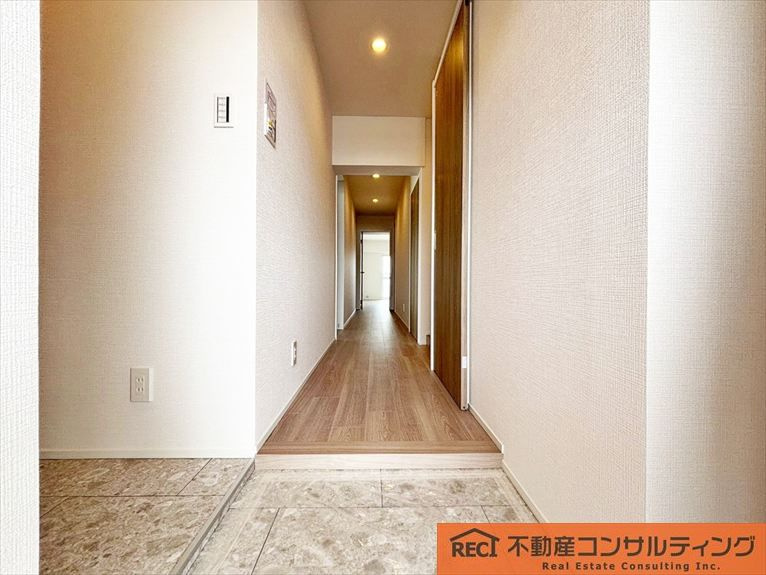 ローズハイツ夙川のエントランス
