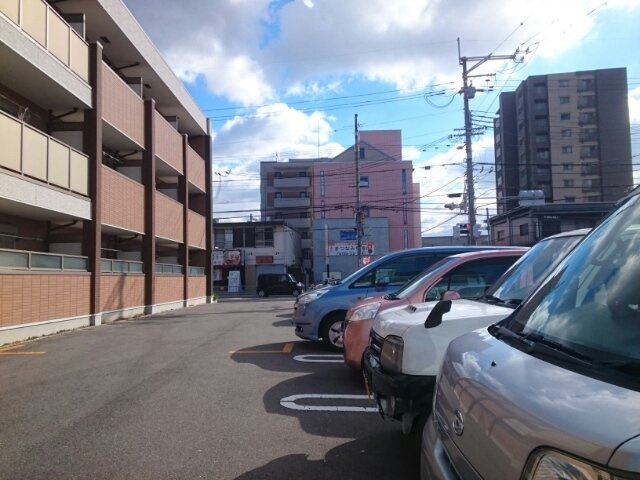 【駐車場】 | メゾン　アウローラ