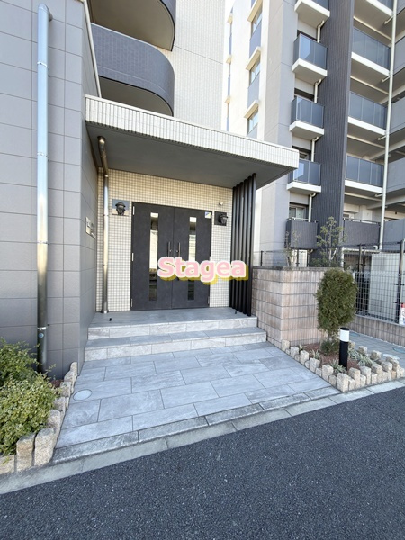 エムウッド　グラーツィアのエントランス