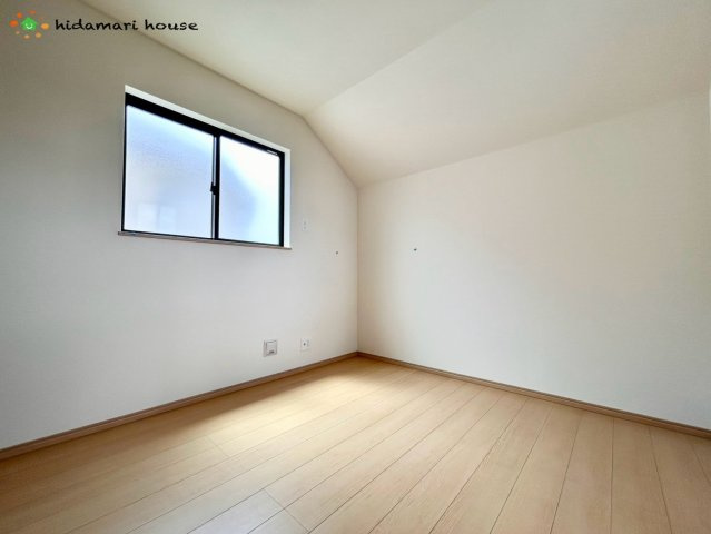 蓮田市黒浜2343番　新築戸建　ハートフルCの子供部屋|２階洋室：5.25帖