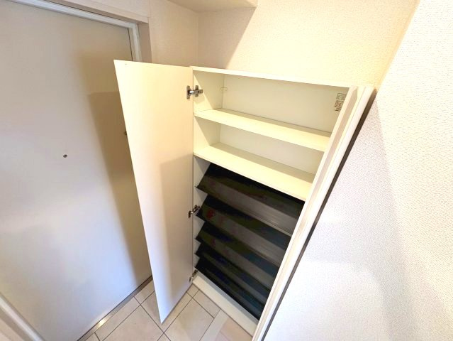 アベニュー岡の収納