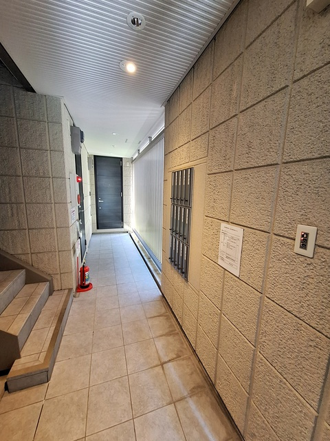 小石川アパートメントのロビー