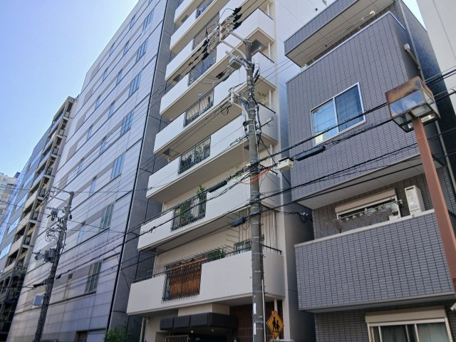 ハイラーク天満橋の外観
