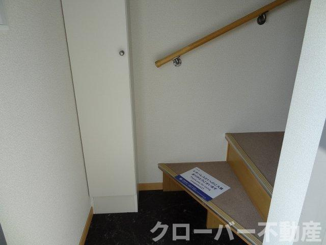 レオネクストトヨハラの玄関