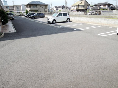 【駐車場】 | メゾン・ドゥ・ジェルメＢ