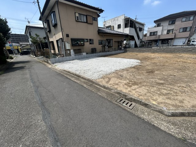 新築　前橋市南町４丁目　Heartful　Town　A号棟の駐車場|現地写真　駐車スペースは2台分可能です！
