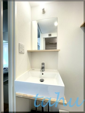 豊島区池袋本町２丁目の賃貸マンションの独立洗面台