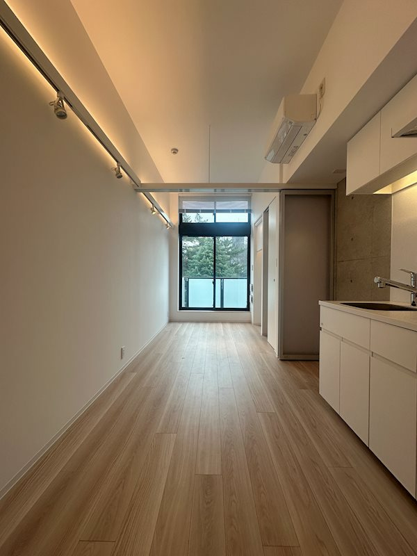 新品家具付きマンション高田馬場4(KaGood東京)の居間・リビング