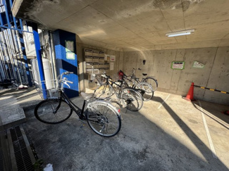 【その他共用部分】 | 無料駐輪場、バイク置場空無し