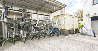 【その他共用部分】 | エヴェナール方南町 | 駐輪場になります。