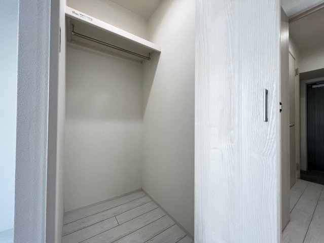 ドゥーエ南堀江（旧名称：アルティザ南堀江）の収納