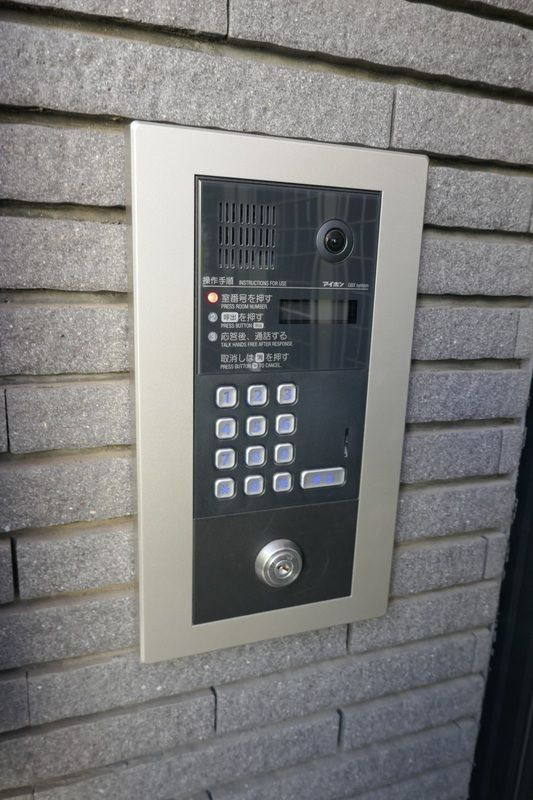 ＧＲＩＦＦＩＮ祐天寺のエントランス