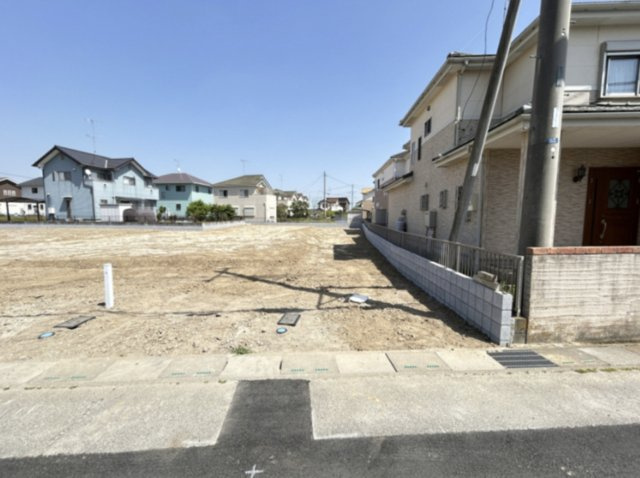 【前面道路含む現地写真】 | 加須市日出安　新築戸建　全7棟　7号棟