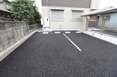 【駐車場】 | ジュレ・ブランシュ