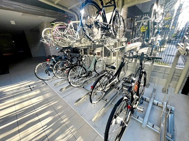 ラピスポンス新横浜のその他共用部分|充実の共有部♪
