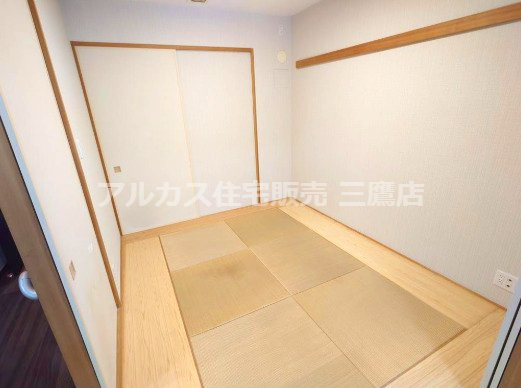 パークシティ浜田山B棟の和室