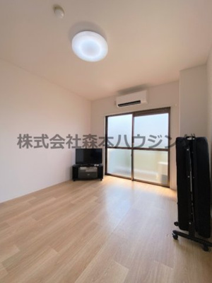 【洋室】 | 　忍ヶ丘マンション | おしゃれな洋室です