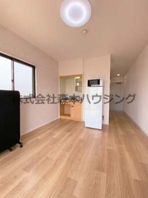 【洋室】 | 　忍ヶ丘マンション | 使い勝手のいい洋室です