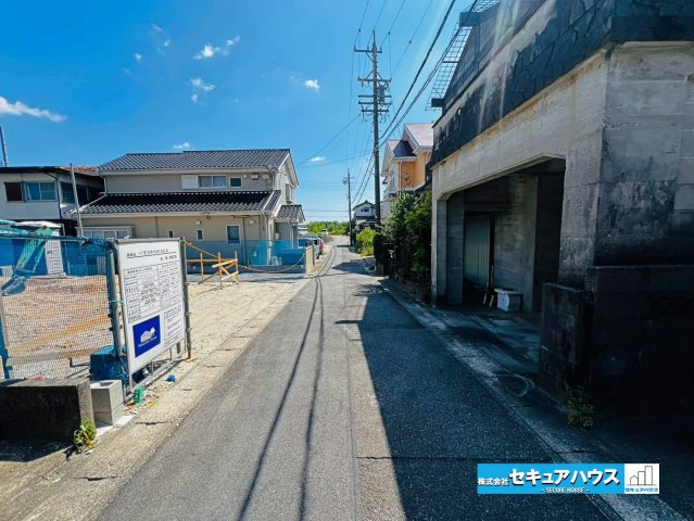 【同施工物件ご案内可能】豊明市栄町大根　全１棟の前面道路含む現地写真|事前予約にて現地ご見学いただけます！お気軽にお問い合わせください♪
■株式会社　セキュアハウス■
住宅ローンに強く、知識、経験豊富なスタッフ在籍
お客様に寄り添い、ご成約後もサポート致します。　　　　