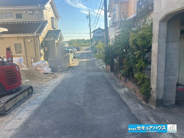 【本日ご案内可能】豊明市栄町大根　全１棟の前面道路含む現地写真|事前予約にて現地ご見学いただけます！お気軽にお問い合わせください♪
■株式会社　セキュアハウス■
住宅ローンに強く、知識、経験豊富なスタッフ在籍
お客様に寄り添い、ご成約後もサポート致します。　　　　