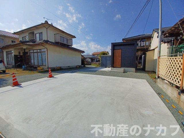 宇土市松山町の中古一戸建の駐車場