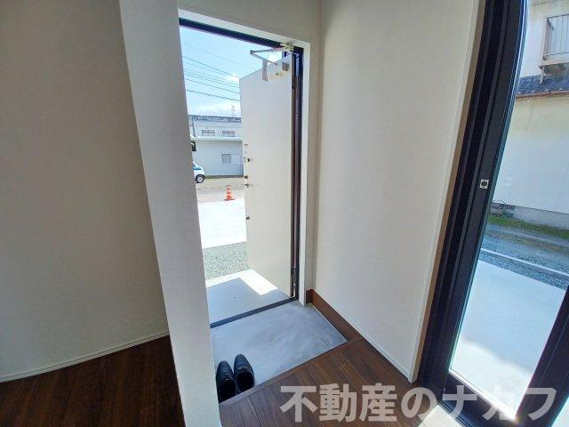 宇土市松山町の中古一戸建の玄関|建築時の写真です