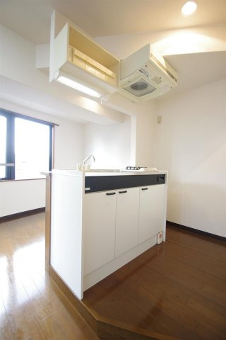 クロノス18三軒町のキッチン